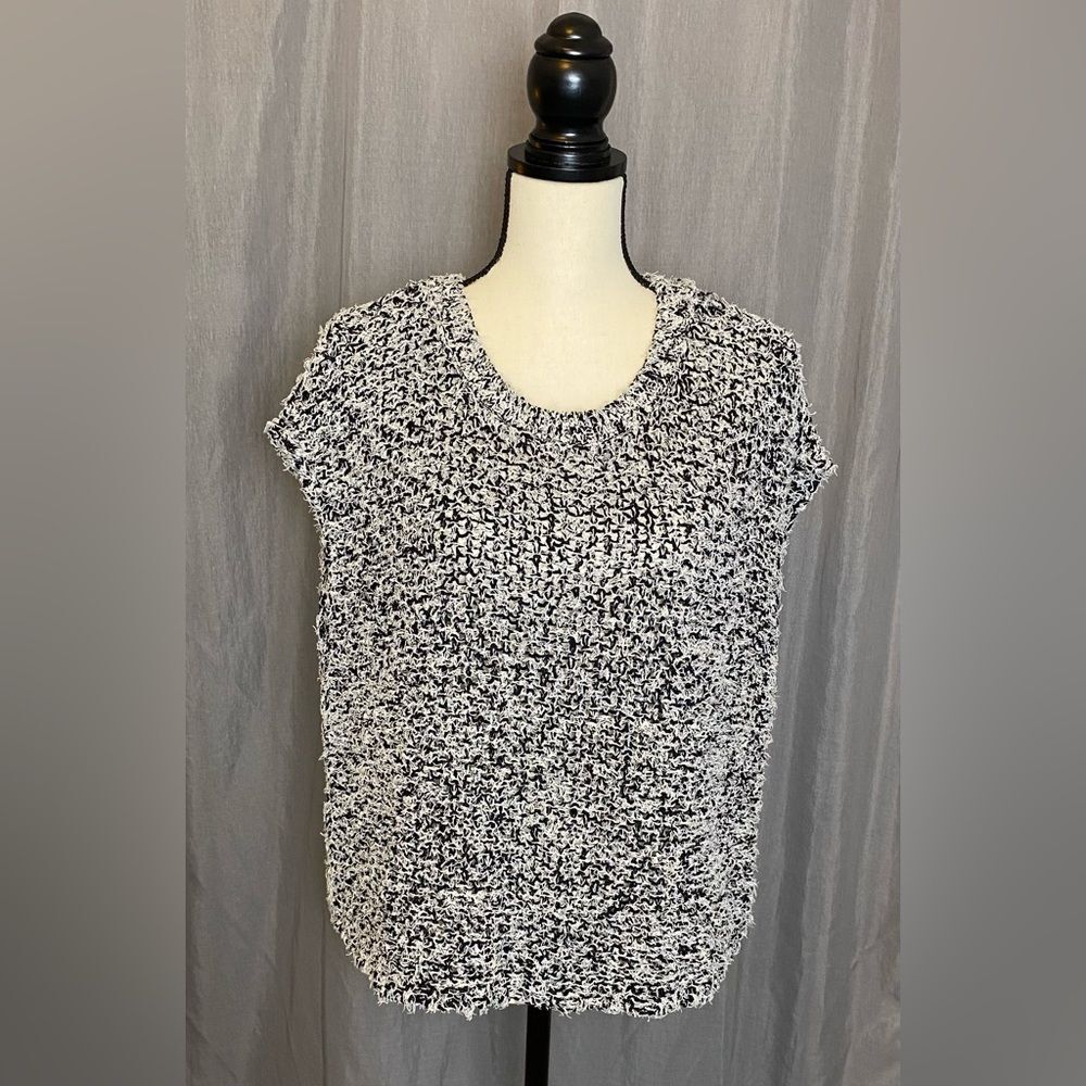 EILEEN FISHER Black & White Knit Crewneck Sleeveless Sweater Open Back Size XL